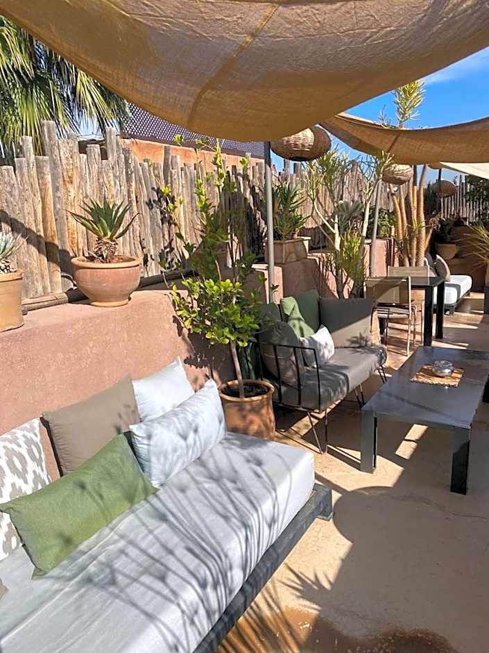 Riad Dar 73
