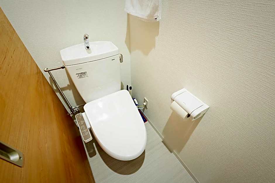 APHONGO HOTEL