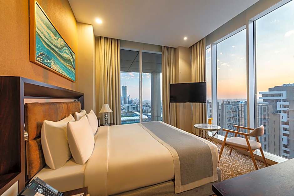Crown Rose Al Sahafa Hotel