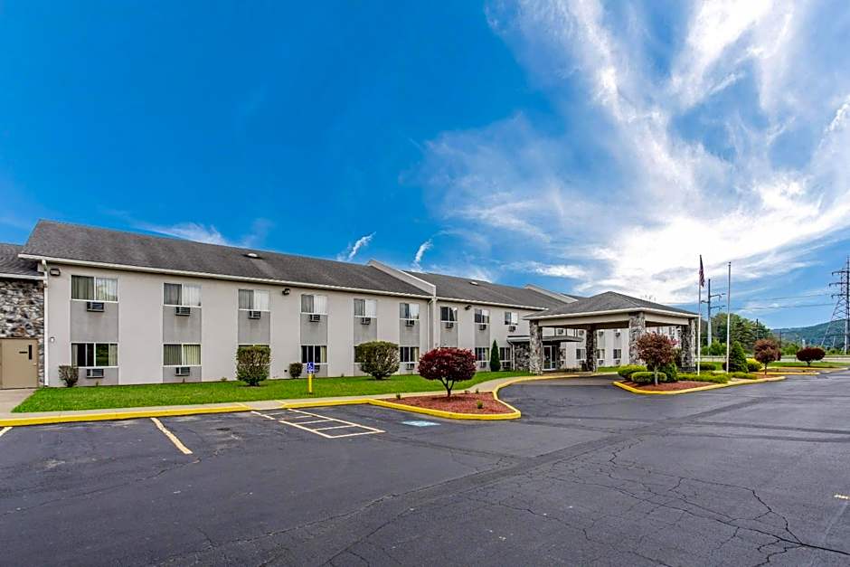 Econo Lodge Painted Post