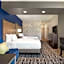 La Quinta Inn & Suites by Wyndham Rock Hill