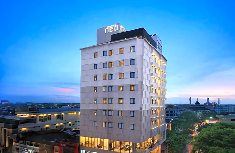Hotel Neo Gajah Mada Pontianak by ASTON