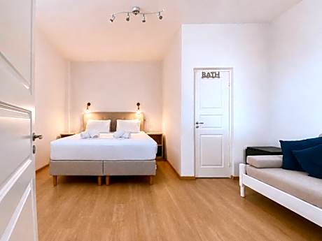 Family Apartment with Partial Sea View