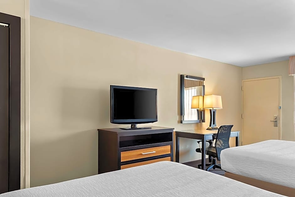 Best Western Newport Inn