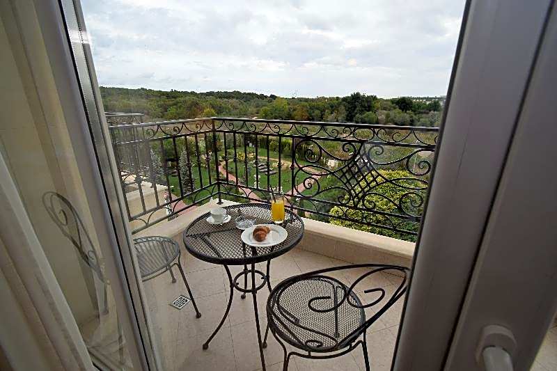 Therma ECO Village