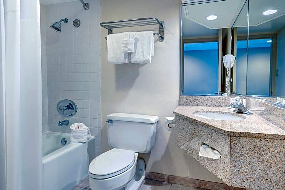 Days Hotel by Wyndham Toms River Jersey Shore