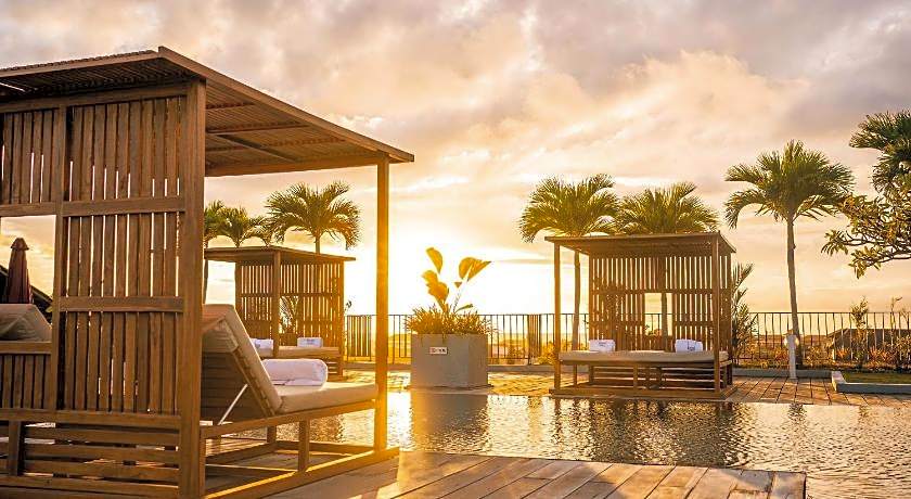 Cross Paasha Bali Seminyak