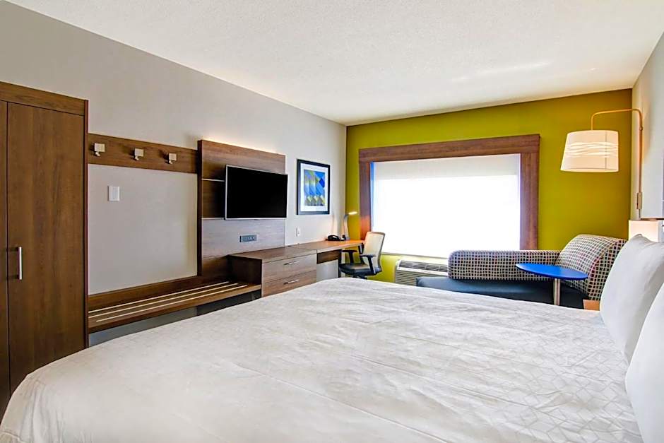 Holiday Inn Express Hotel & Suites Toronto - Markham By IHG