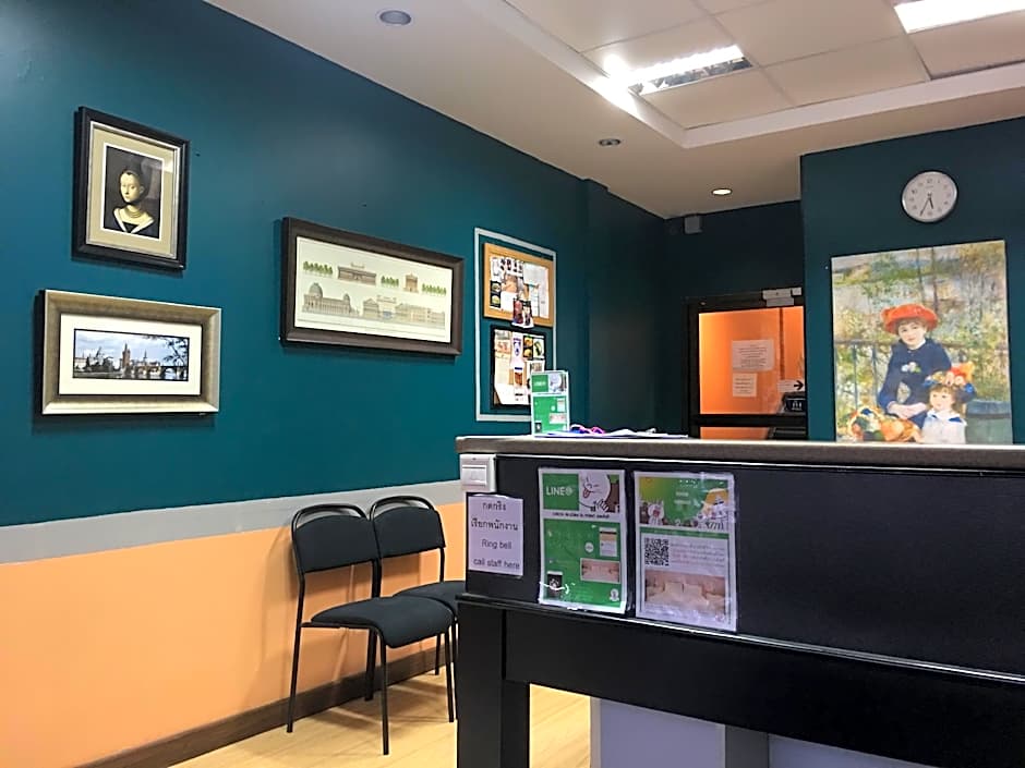 Room@Doze Apartments