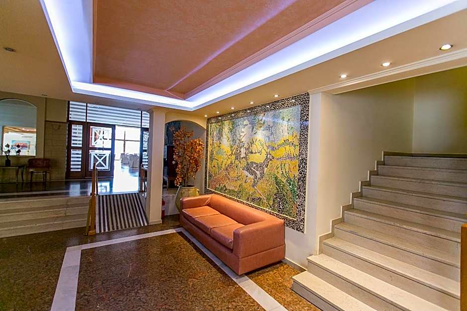 Tzaki hotel & restaurant Patras