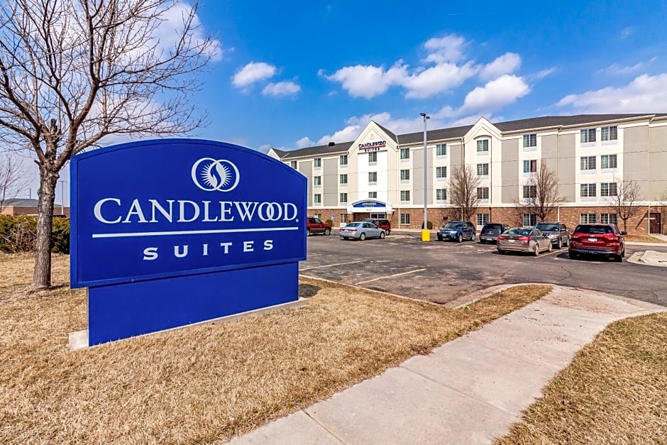 Candlewood Suites Lincoln, an IHG Hotel