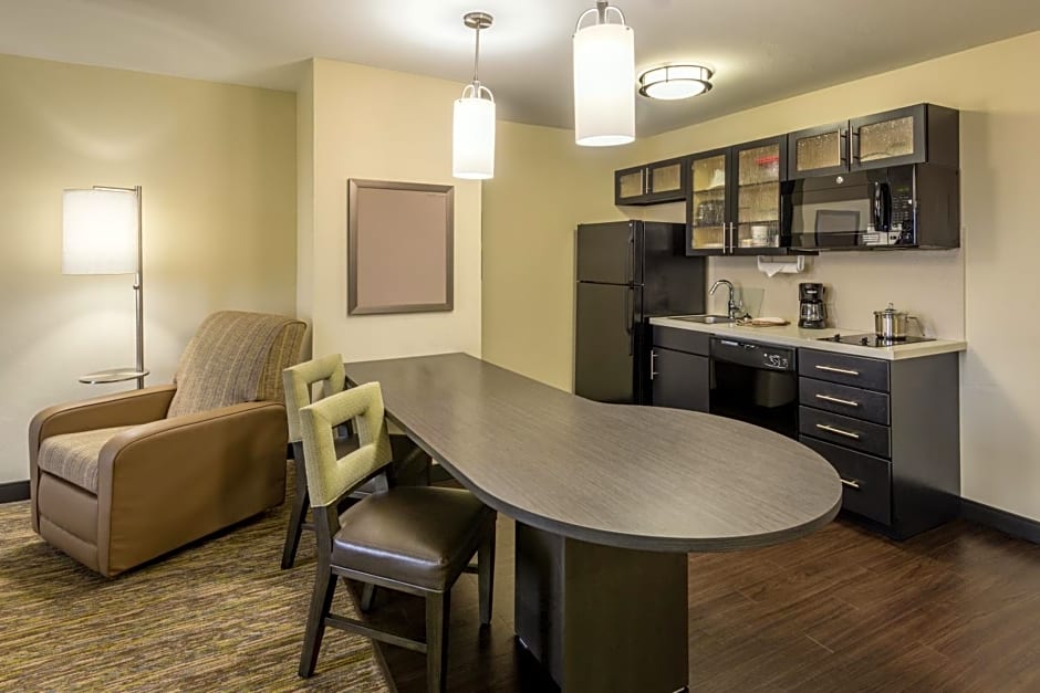 Candlewood Suites Midwest City