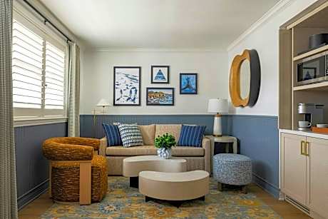 Ocean View Suite, Two Queens