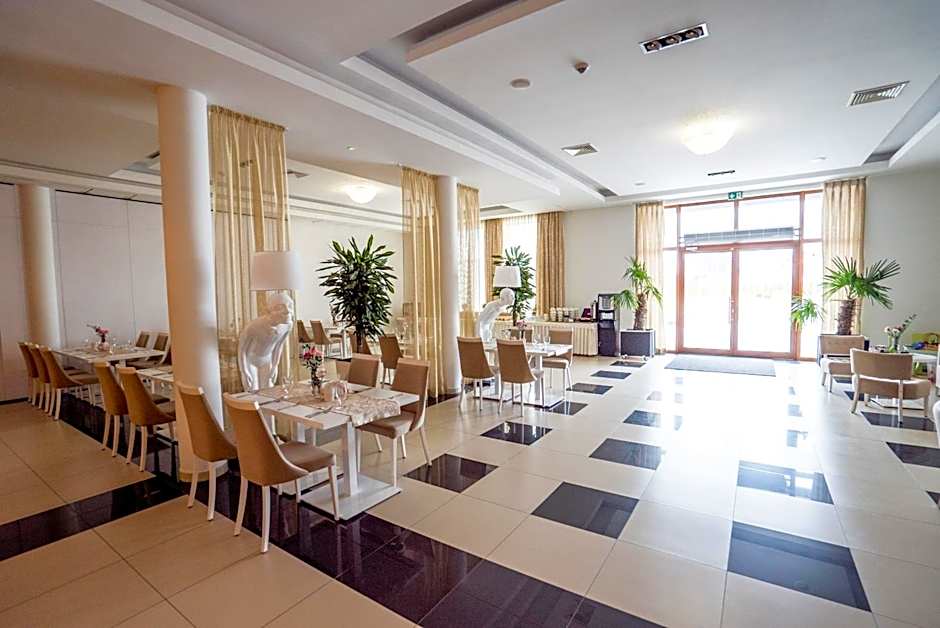 Hotel Aleksandria