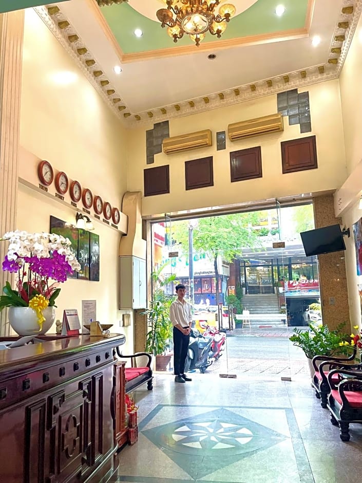 Hải Nam Hotel ( Sài Gòn )