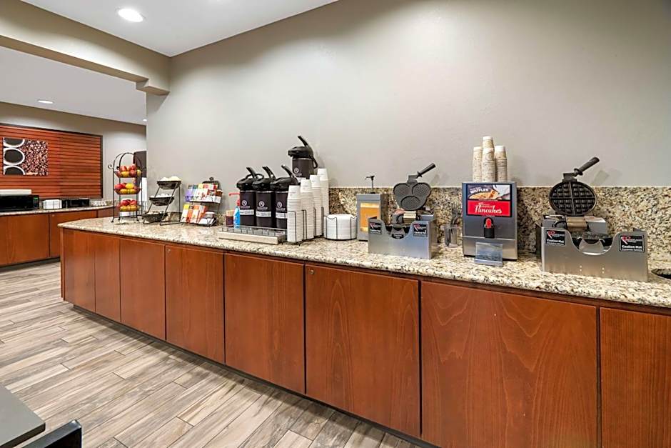 Best Western Plus Kalispell/Glacier Park West Hotel & Suites
