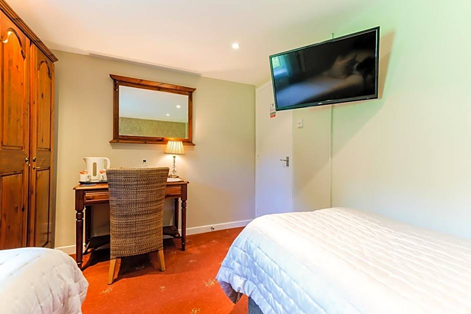 Blacksmiths Arms Inn