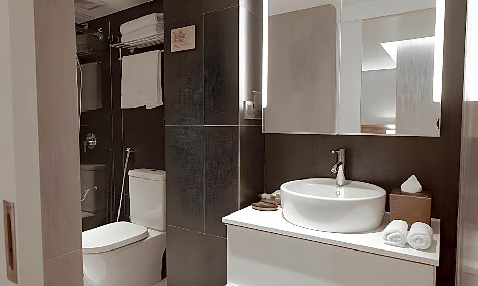 Amina Residency - Luxury Stay