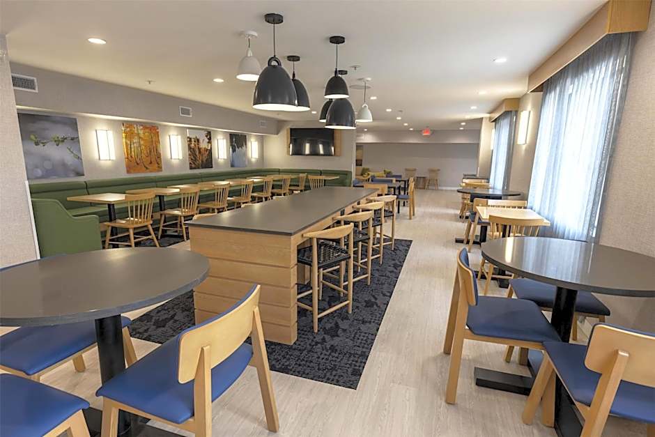 Sonesta ES Suites Lafayette Airport