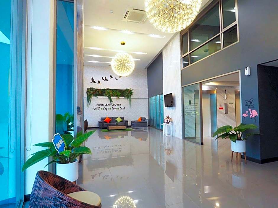 Clover Hotel Hatyai (SHA Extra Plus)