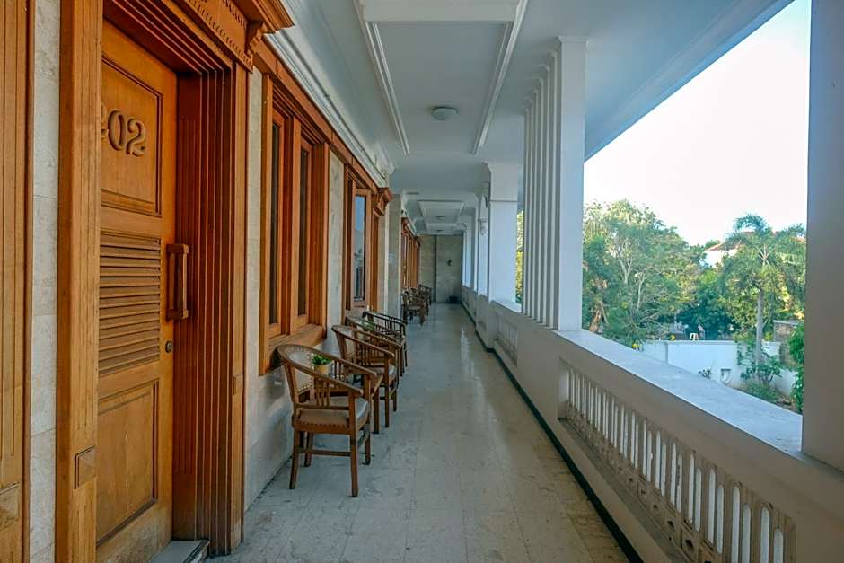 Urbanview Omah Pari Boutique Hotel