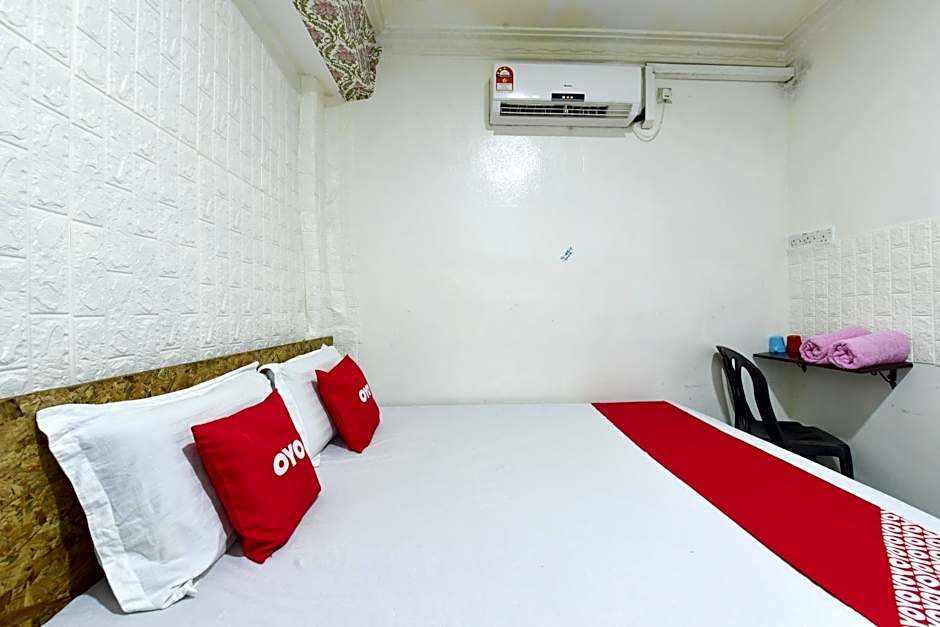 Hotel O Indah