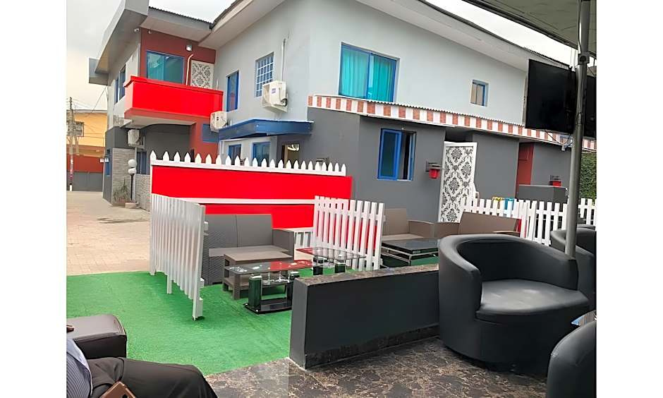 Zdjęcie 1 z 21 — Tega Suites