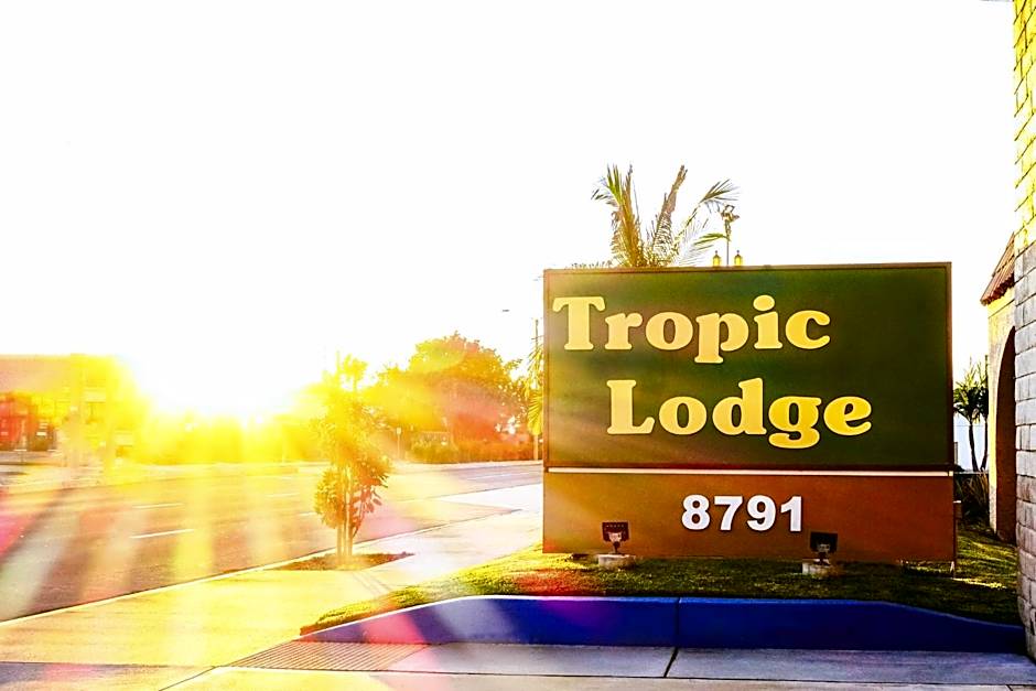 Tropic Lodge