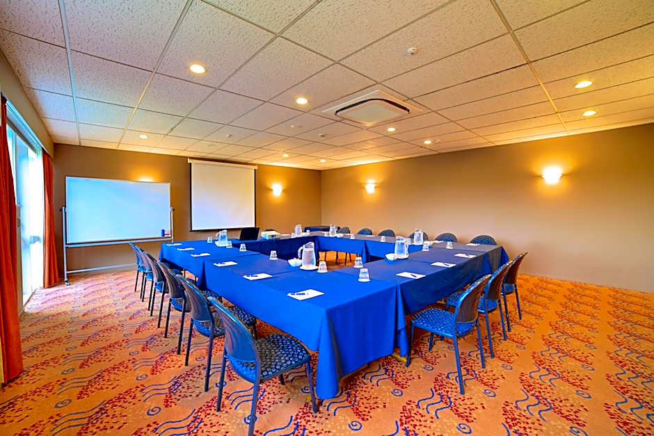 Brentwood Hotel