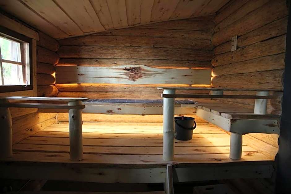 Rafi - The Village of Silence, Aurora Cabin 2