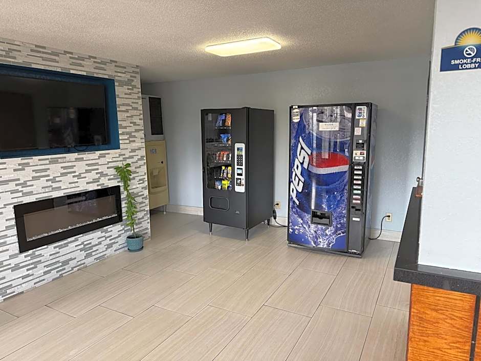 Days Inn by Wyndham Muncie -Ball State University