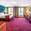 La Quinta Inn & Suites by Wyndham O'Fallon - St. Louis