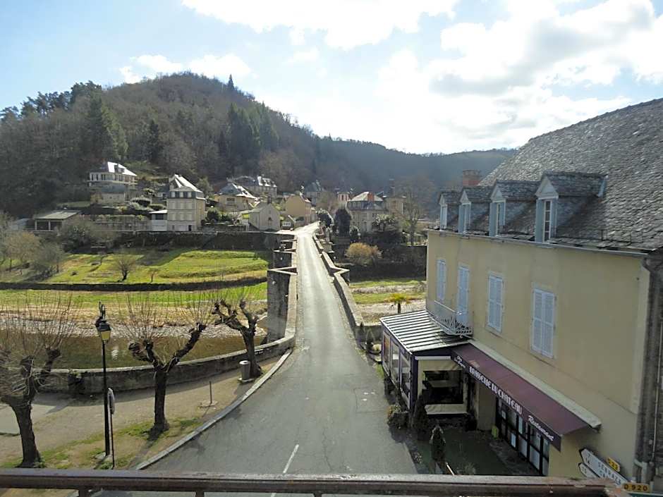 Hotel Restaurant Aux Armes D'Estaing - KB HOTEL GROUP