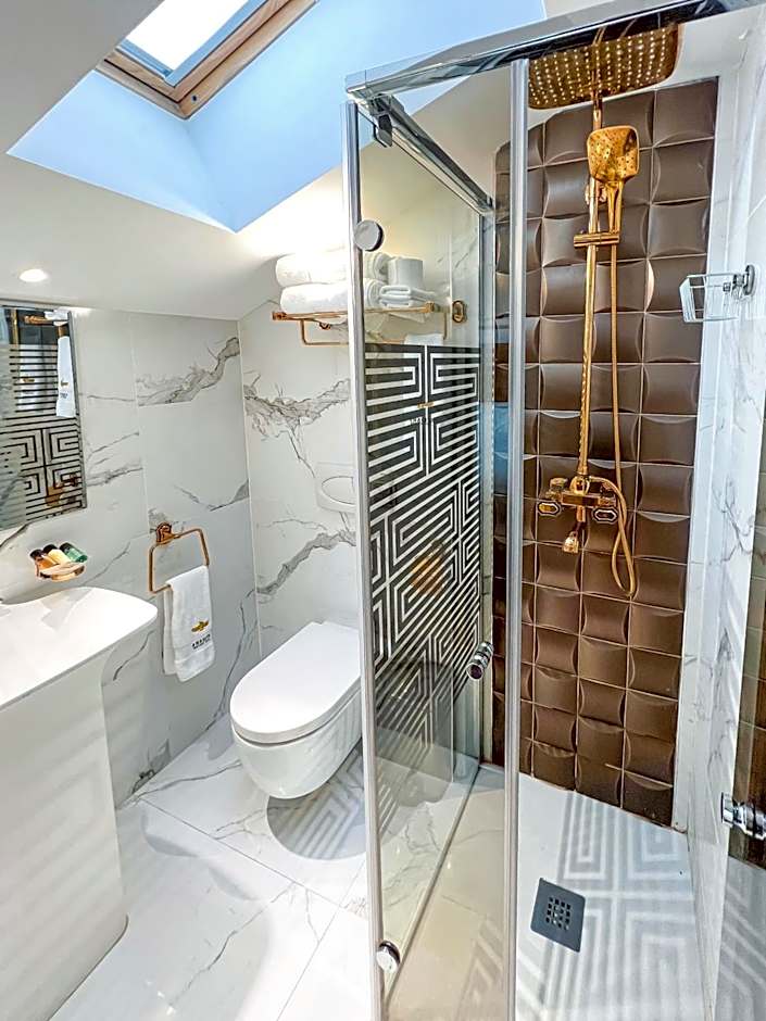 Anahita Boutique Hotel