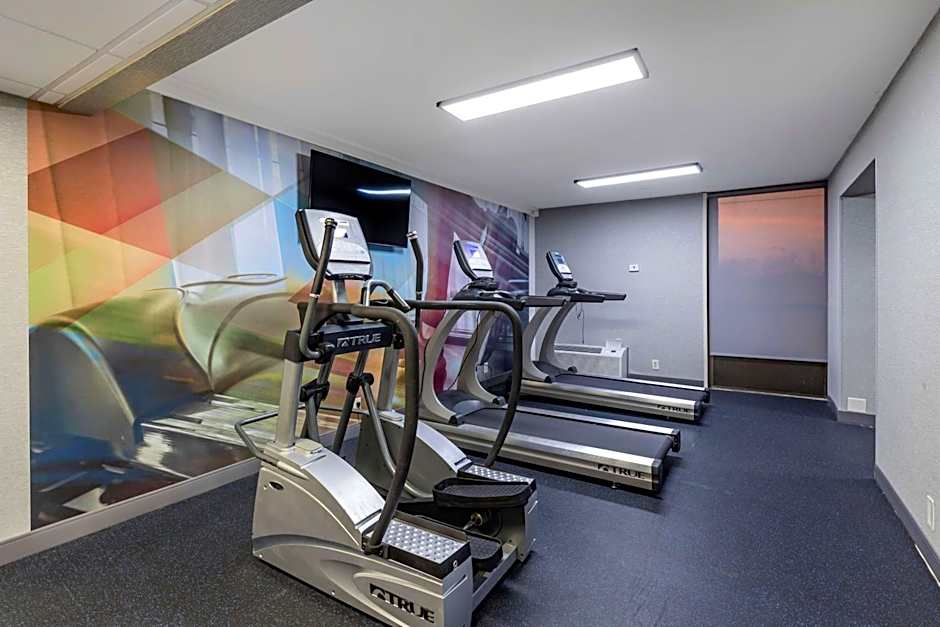 Best Western Plus St. Louis West-Westport