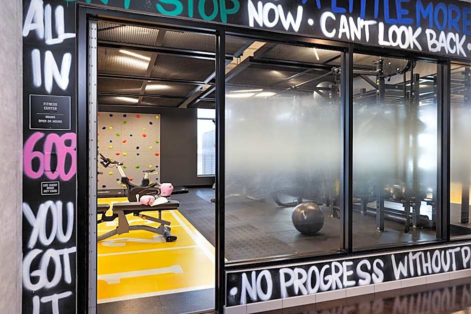 Moxy Madison Downtown