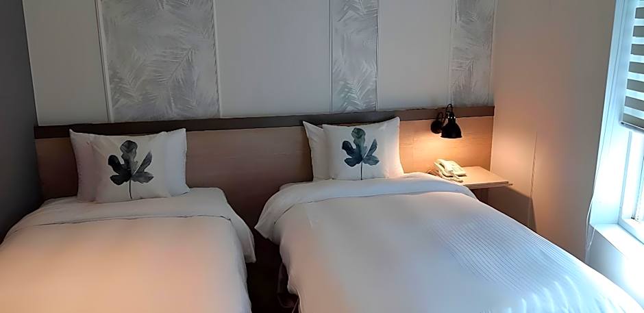 New California Hotel