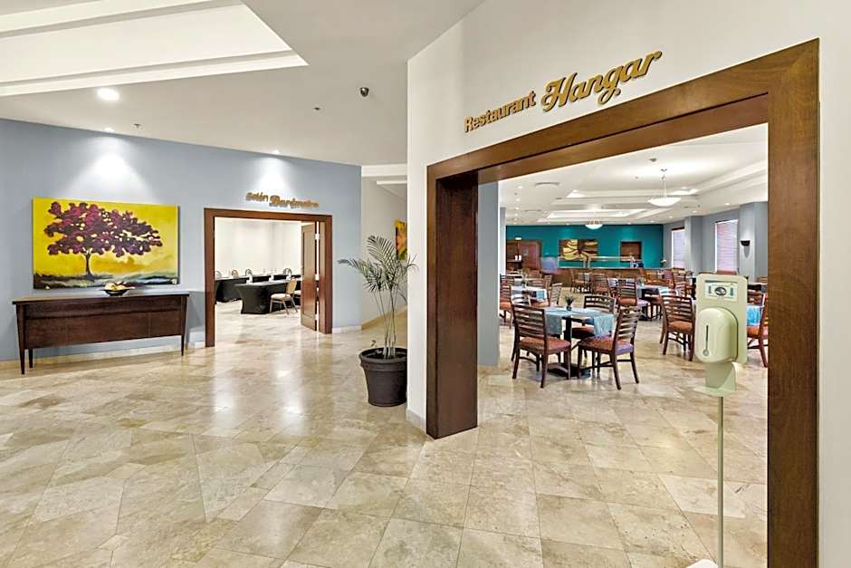 Hotel Aeropuerto Los Cabos
