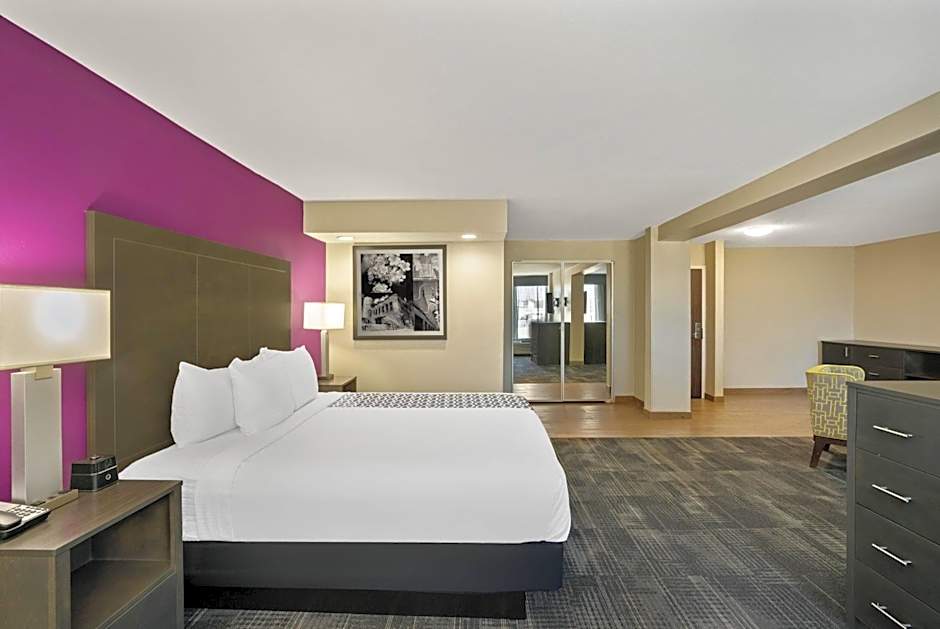 La Quinta Inn & Suites by Wyndham Columbus