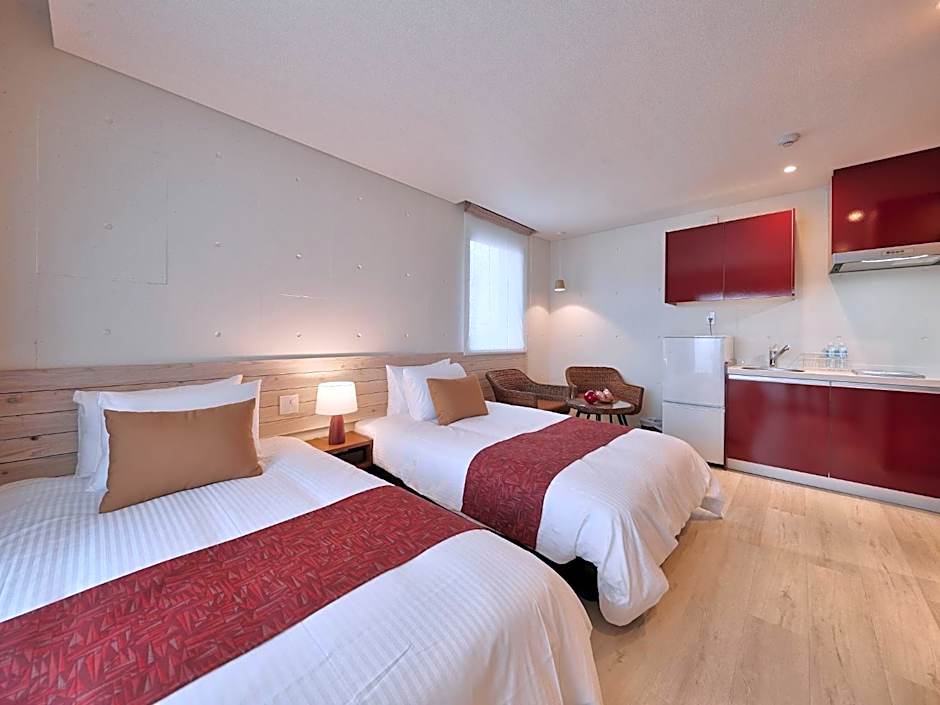 Yomitan Condhotel ND