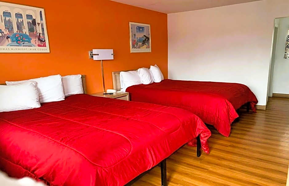 Royal Gateway Motel by OYO