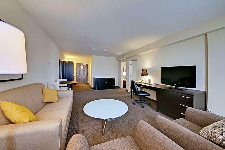 Coast Kamloops Hotel & Conference Centre