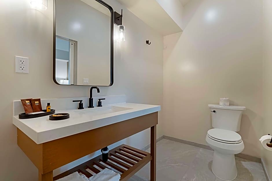 Best Western Plus Inn At The Vines