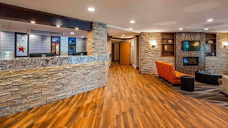 Best Western Plus Country Meadows Inn
