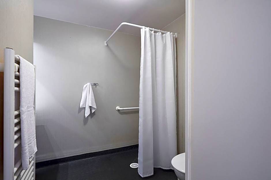 Adagio Access Poitiers Aparthotel