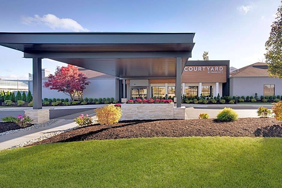 Courtyard by Marriott Detroit Southfield