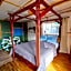 Open Gate Hostel Hawaii