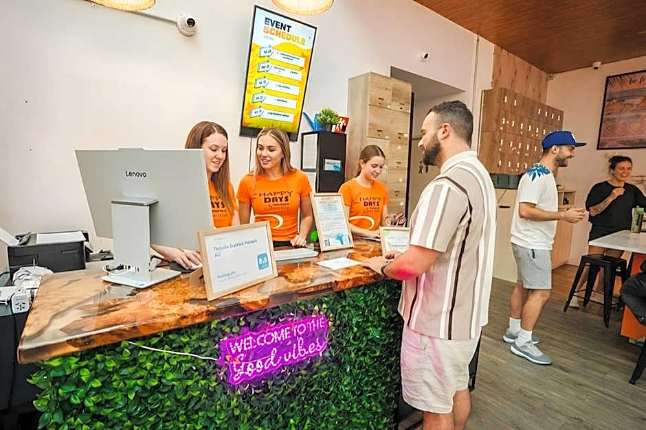 Tequila Sunrise Hostel Surfers Paradise