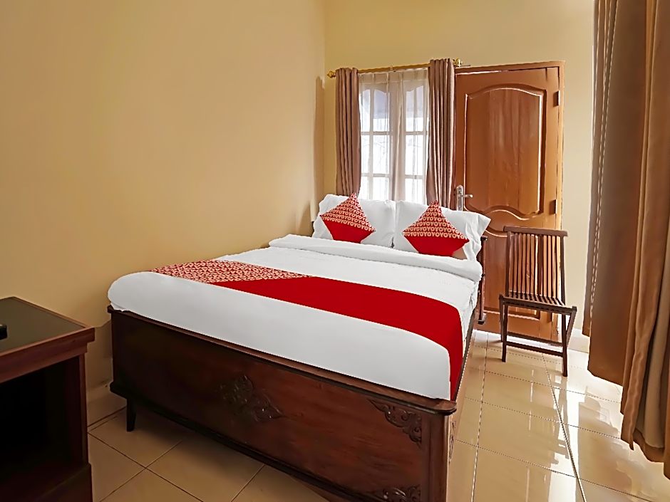 Hotel O Wisma Empat Lima Syariah