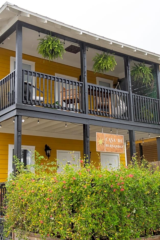 Casa De Hernandez